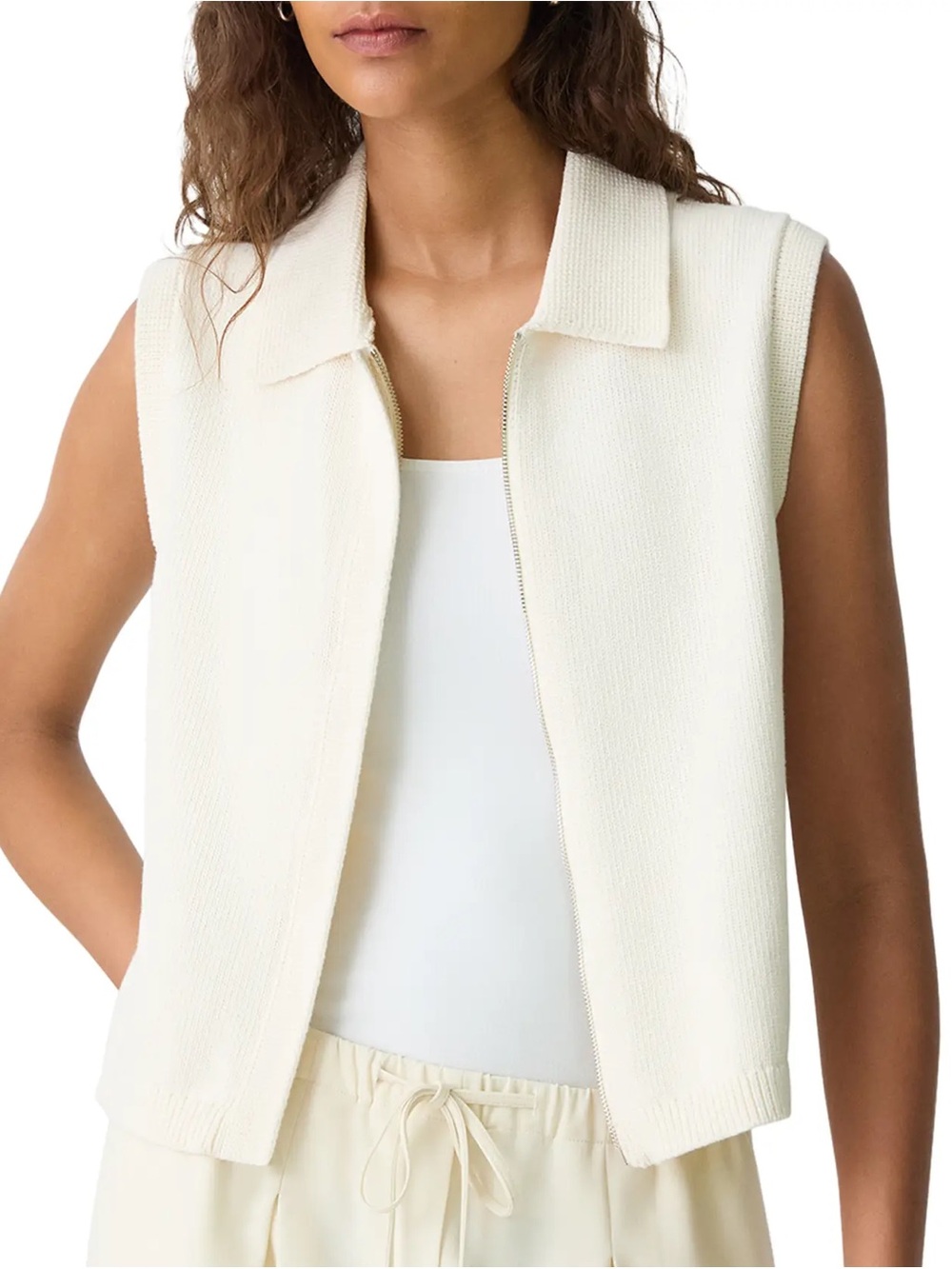 THEORY ZIP UP VEST R***********SIZE: LARGE
